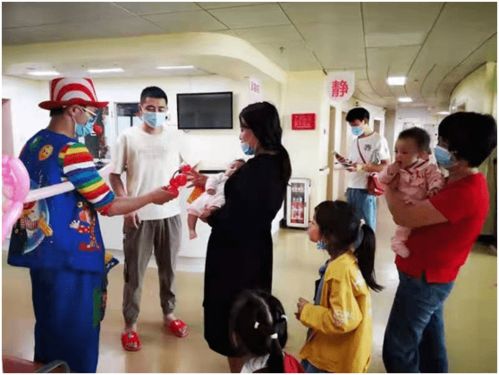 快樂為王，晉江婦幼這廂有禮了——關愛婦幼健康，禮品傳真情